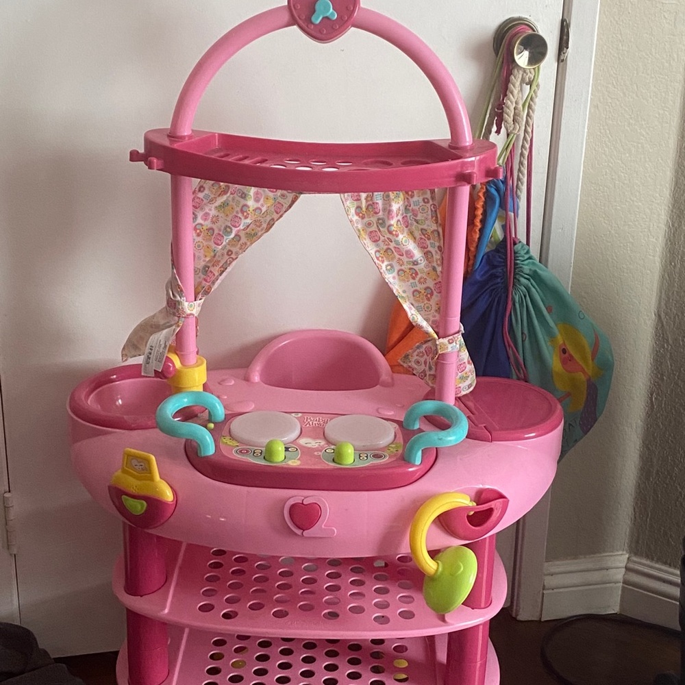 Baby alive kitchen